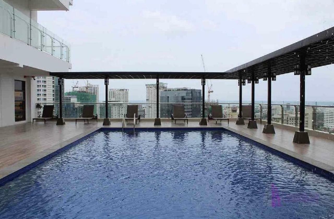 Trillium Residences Ayala Cebu Esterno foto